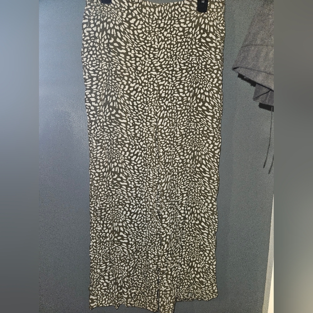 Loft Womans Wide Leg Pants Size M